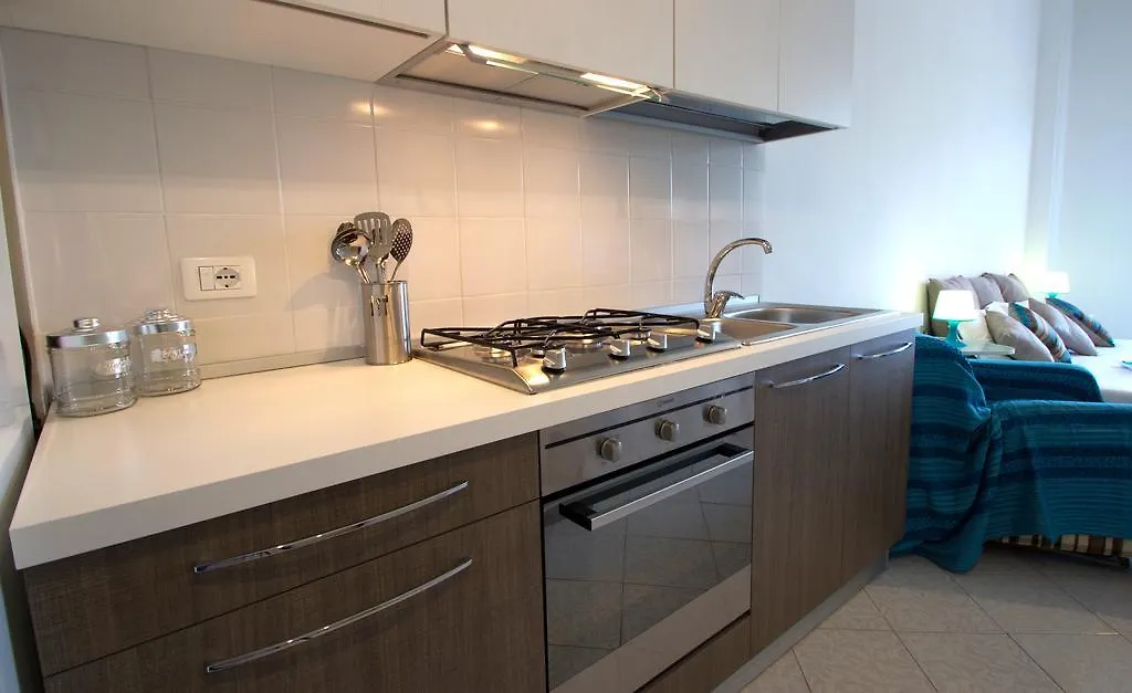 Taormina Studio Apartments Giardini Naxos 0*,